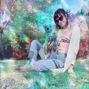 Meet your Posher, Abby